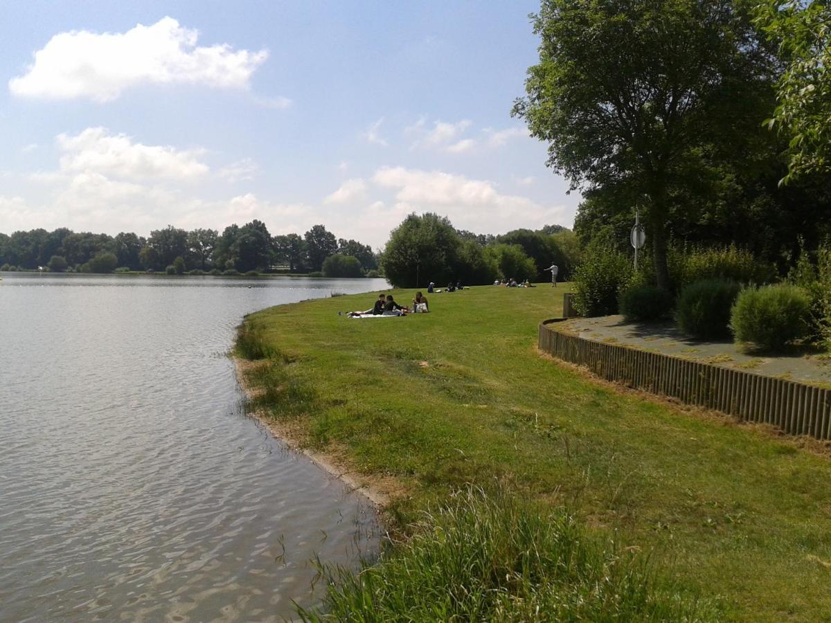 Camping Oaki Mesnard-la-Barotière المظهر الخارجي الصورة