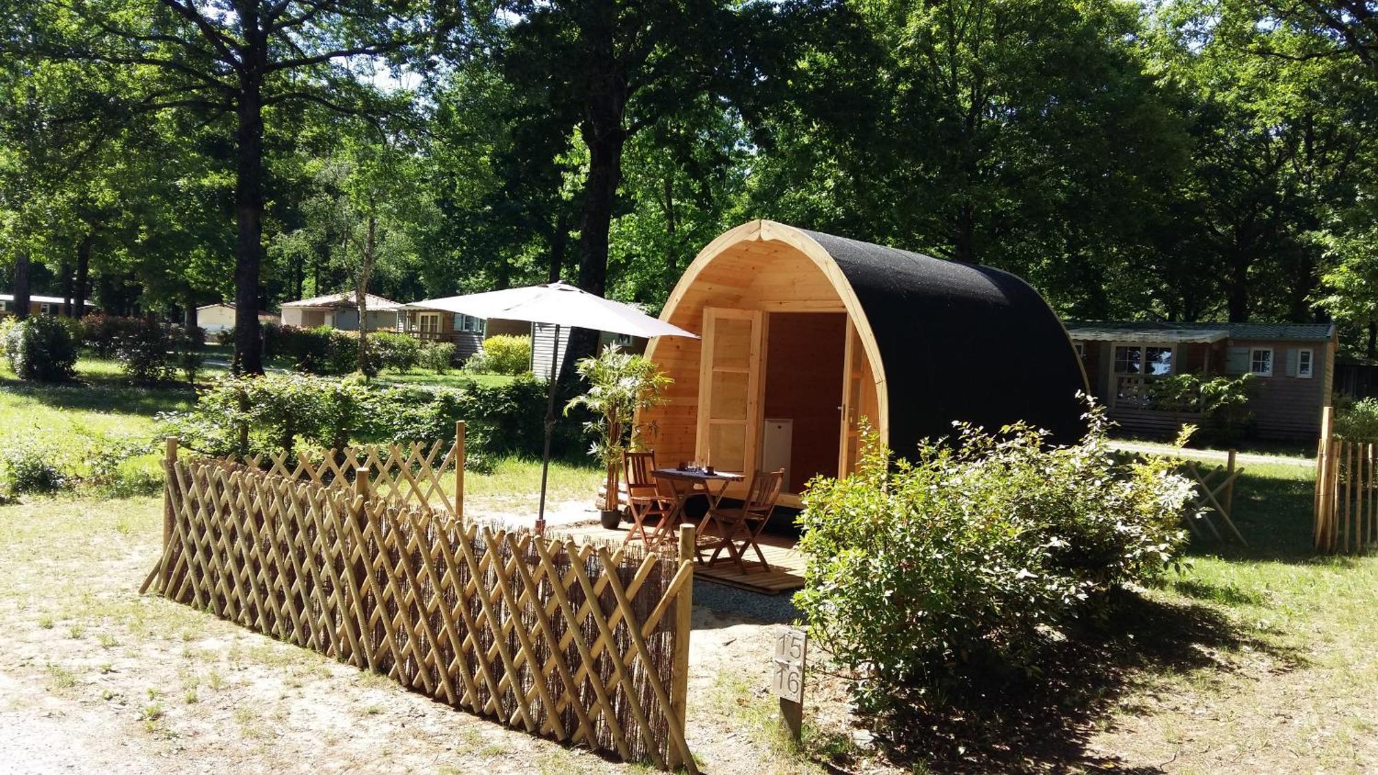 Camping Oaki Mesnard-la-Barotière المظهر الخارجي الصورة